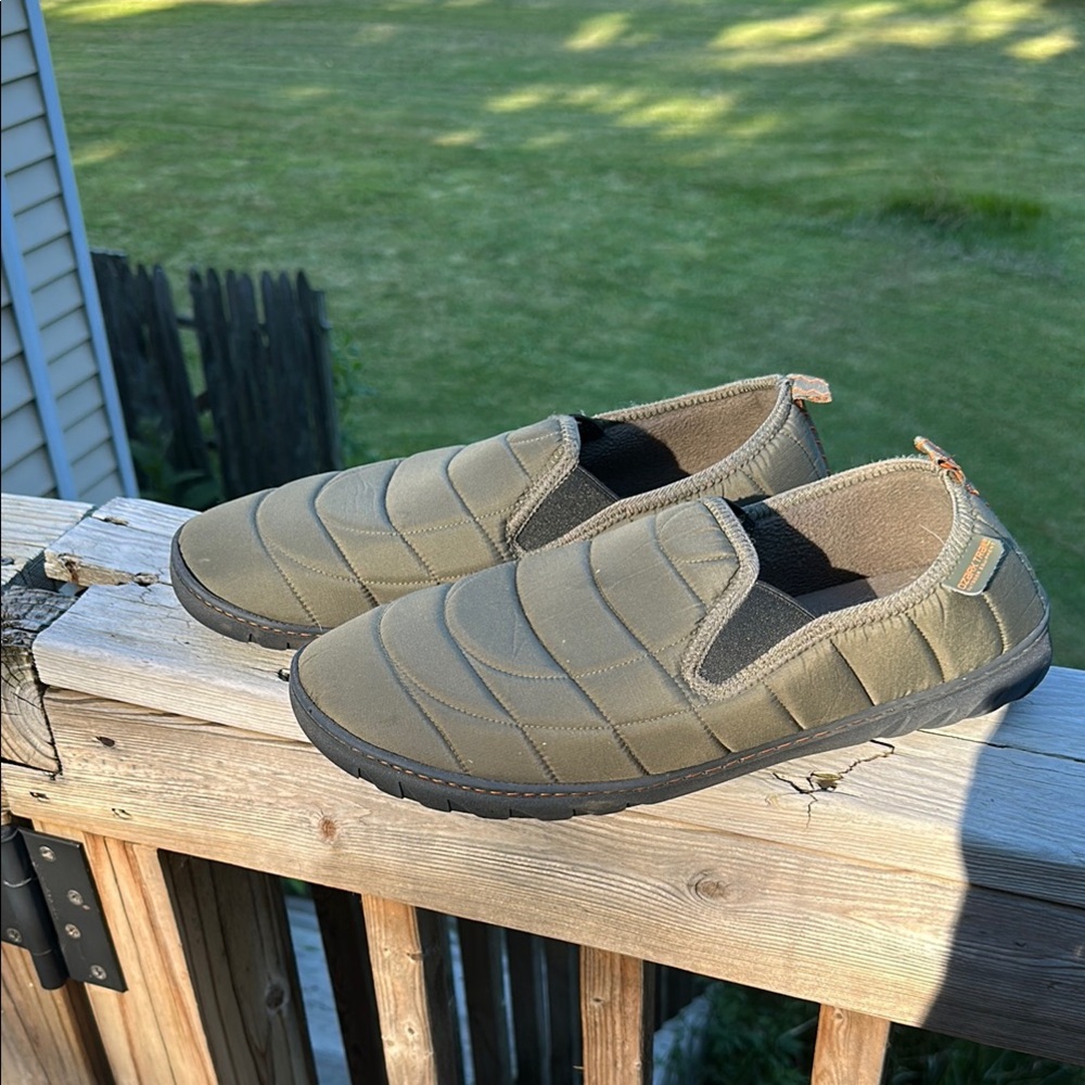 Ozark Trail Green Slip-On Loafers for Casual Comfort
